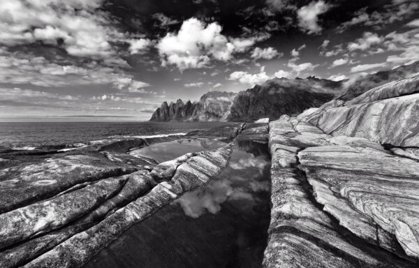 Tungeneset i juli, Senja